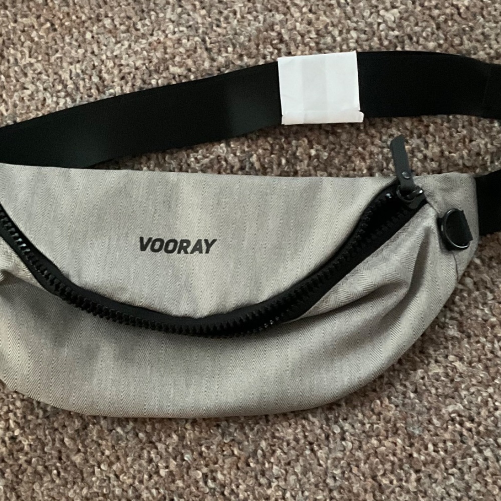 Vooray Beltbag grey and black new with tags